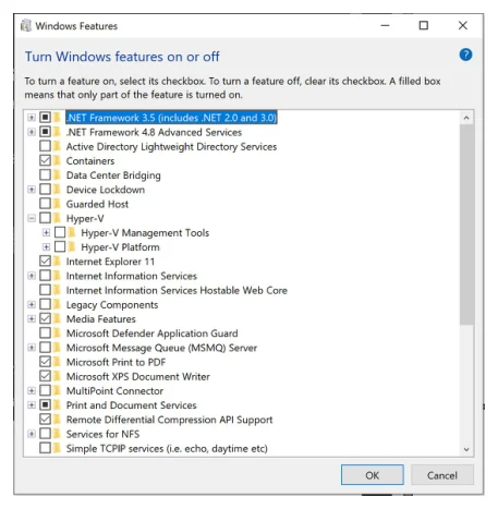 หน้าต่าง Turn Windows features on or off ของ Windows แสดงรายการฟีเจอร์พร้อมช่องติ๊ก โดยมีรายการ Hyper-V ที่ถูกกางออกเห็น Hyper-V Management Tools และ Hyper-V Platform ซึ่งต้องเอาเครื่องหมายถูกออก
